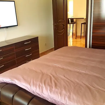 High Society Unirii Square Apartment Bucharest